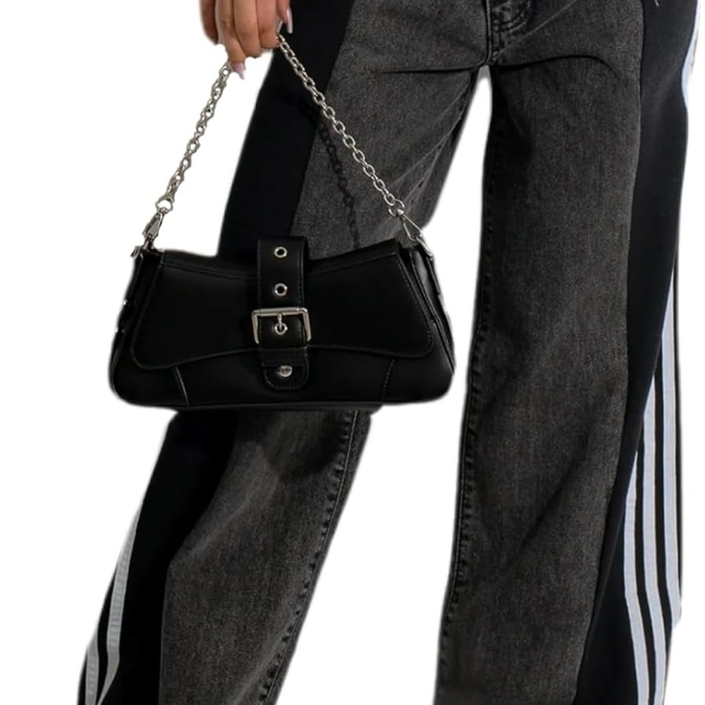 Chic Black Flare Jeans for Women